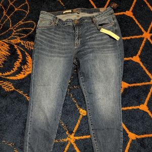 BNWT Kut from the Kloth Carlo Ankle Skinny Size 16W